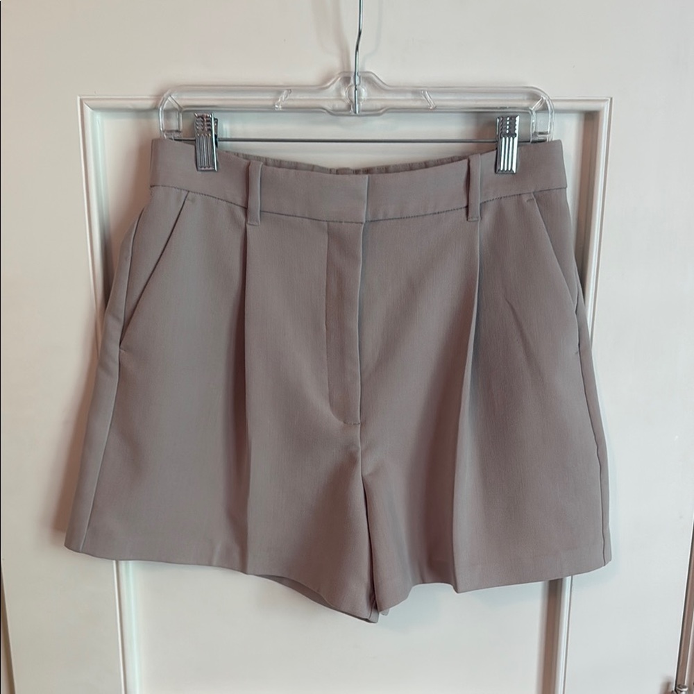 Classic Khaki Women's Shorts